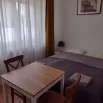 Goscinne Przy Ogrodzie Staromiejskim