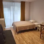 게스트하우스 Goscinne Przy Ogrodzie Staromiejskim 브로츠와프