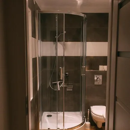 Goscinne Przy Ogrodzie Staromiejskim 3* Wrocław